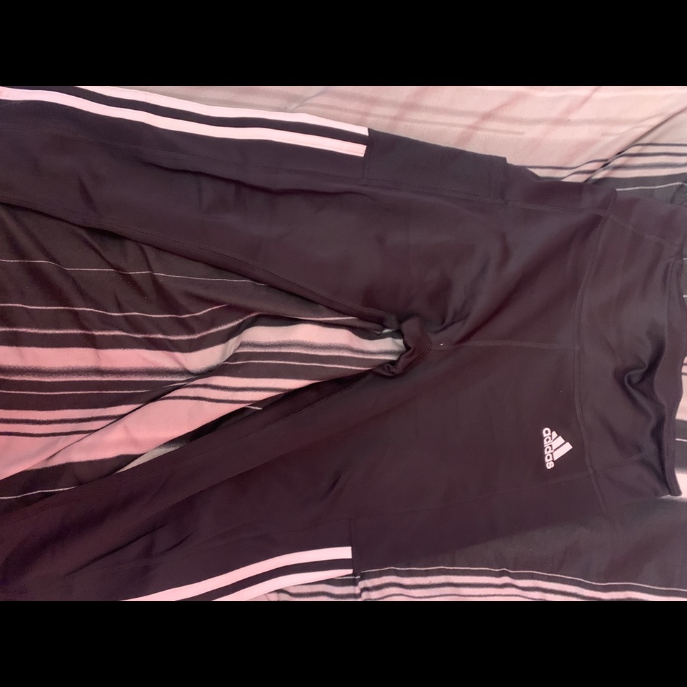 Adidas leggings with pocket